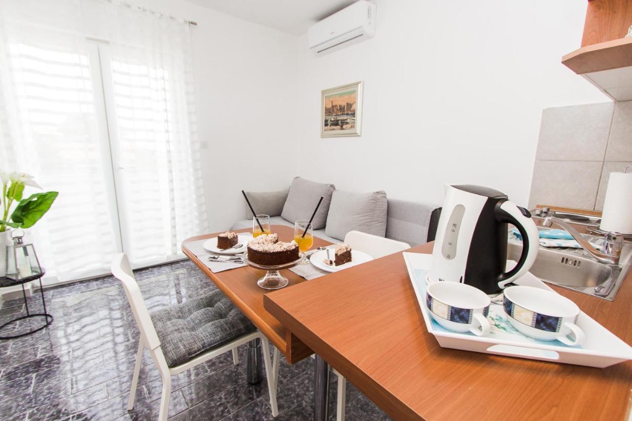 Apartmani Sanja Водице Экстерьер фото